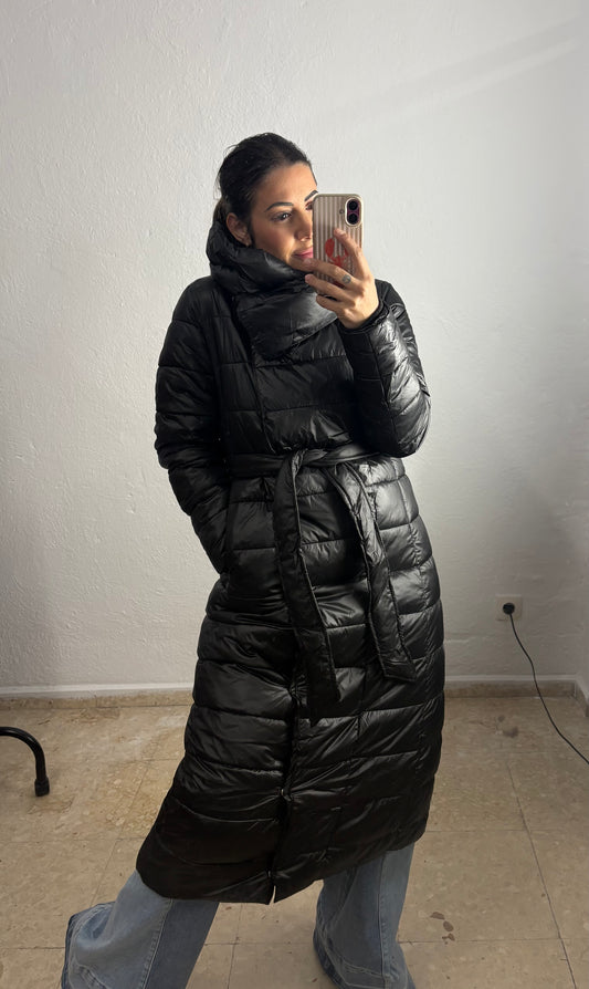 Chaquetón largo viral Zara