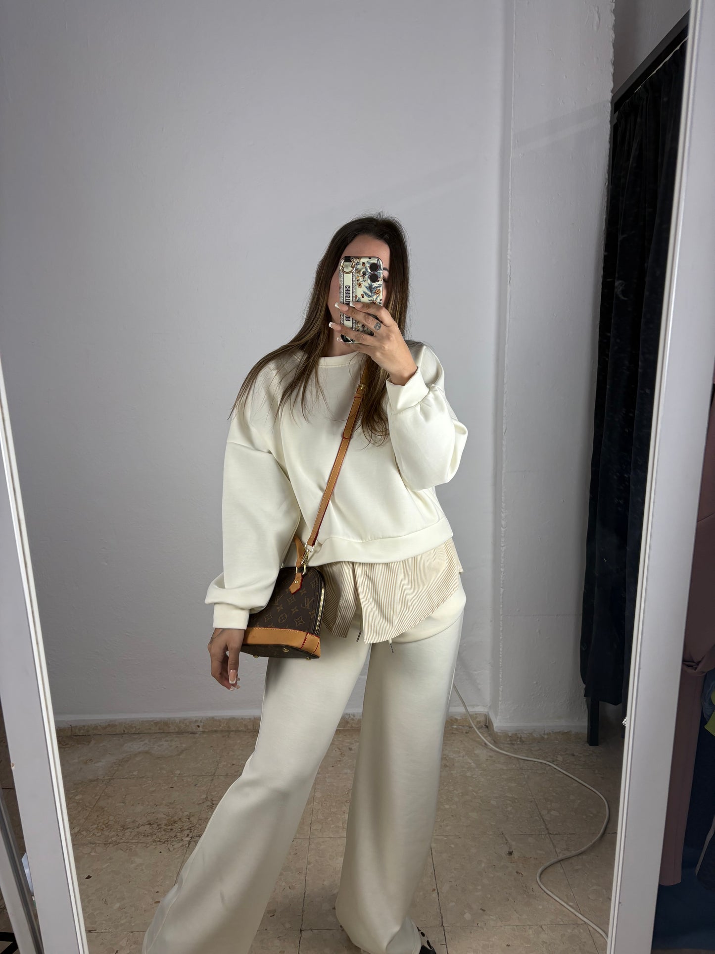 Chandal camisero beige