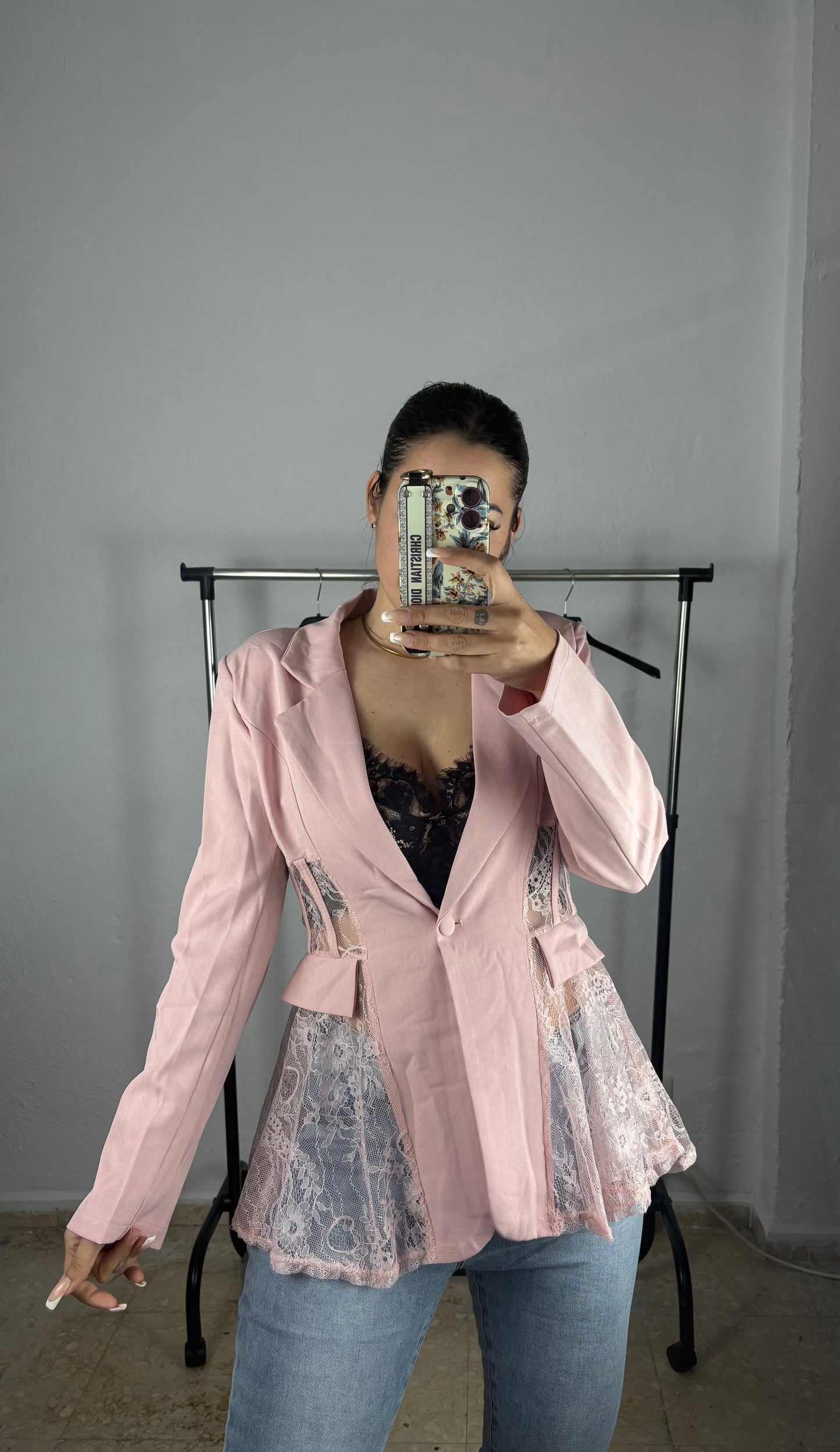 Blazer encaje rosa