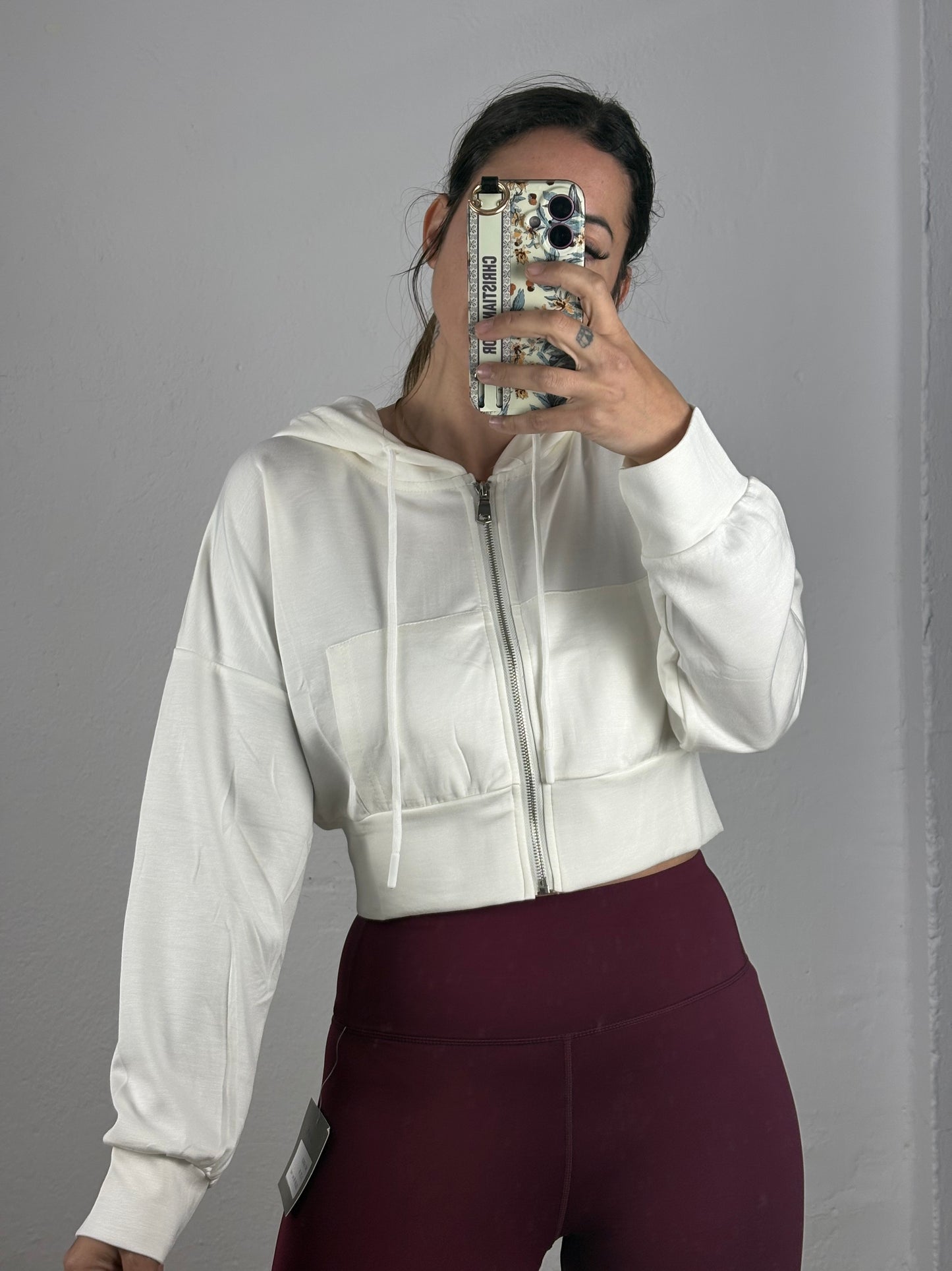 Chaqueta crop blanca