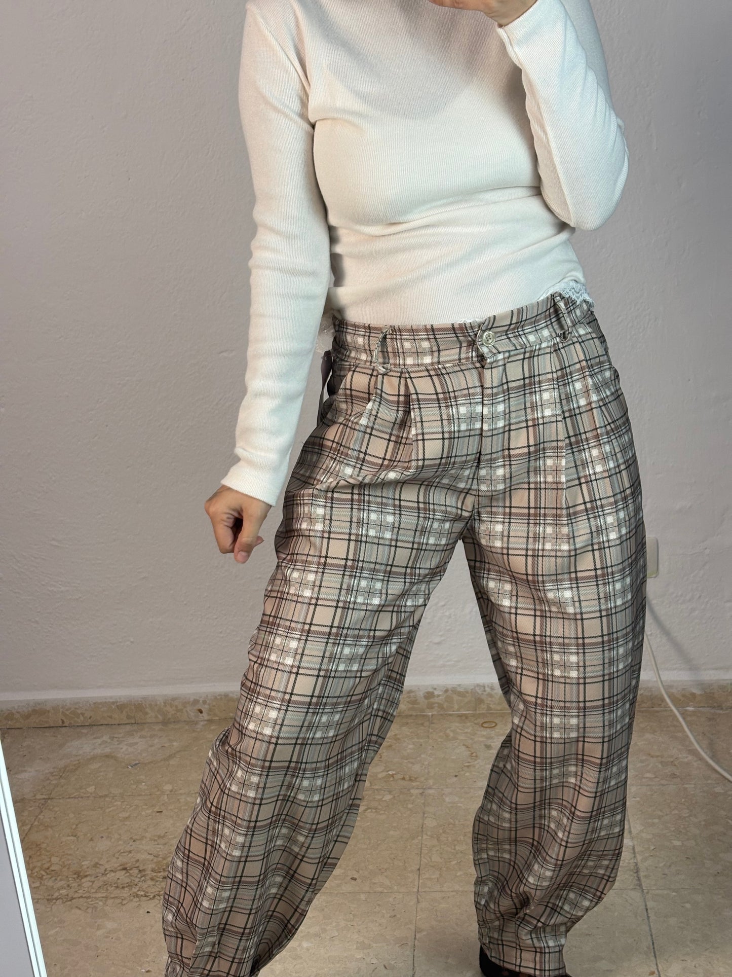Pantalón pinzas cuadros