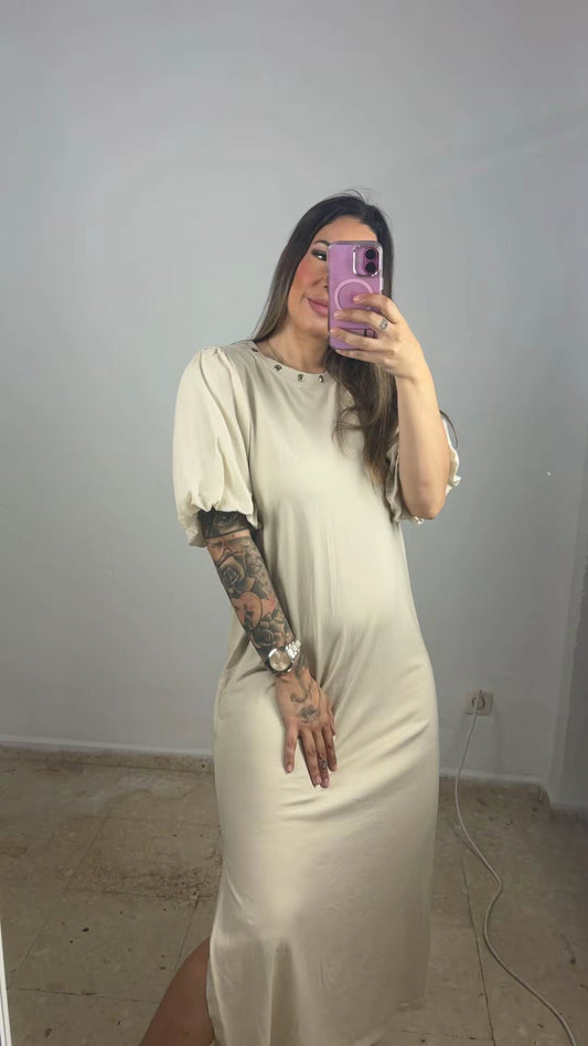 Vestido tachuelas
