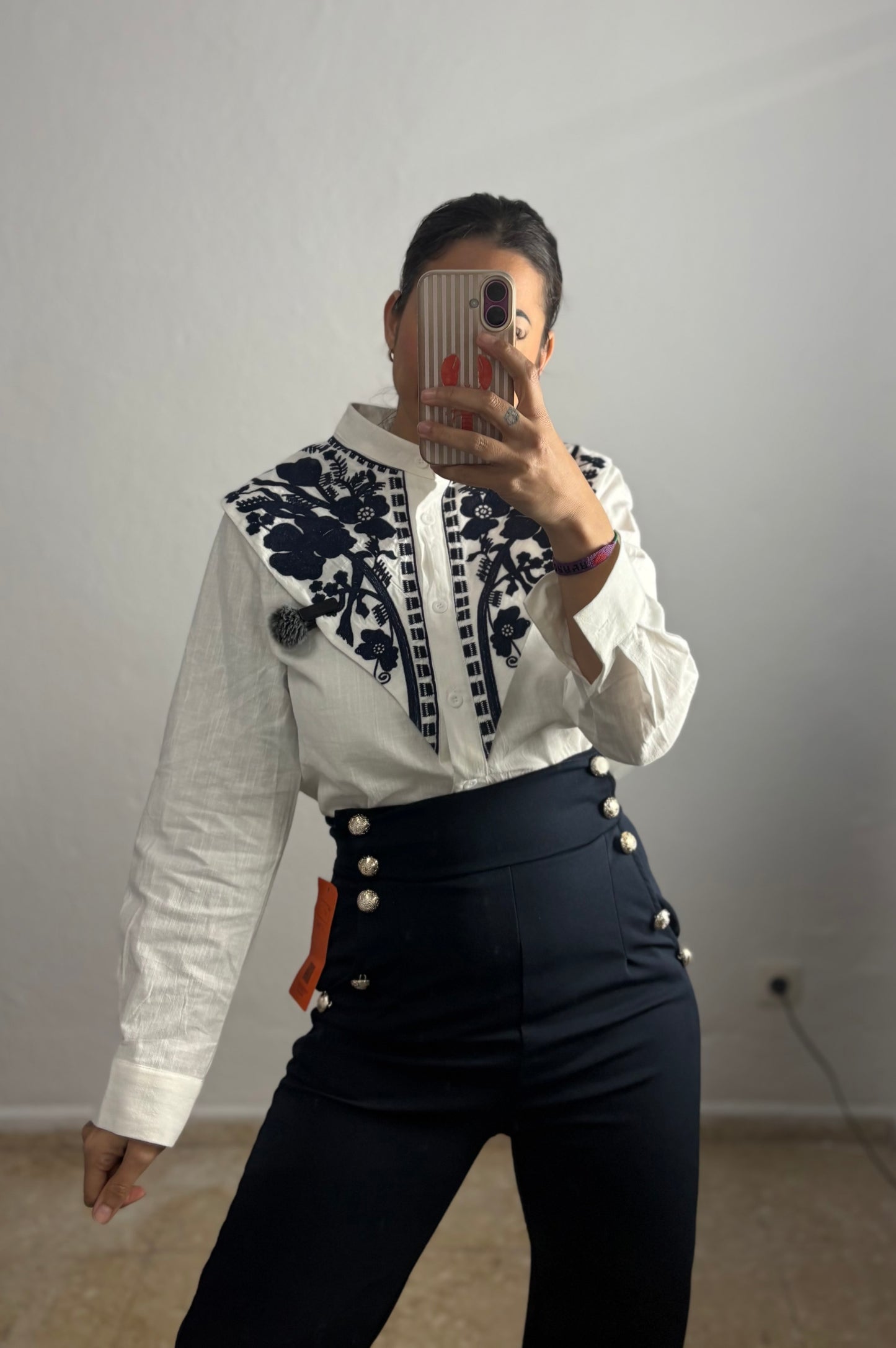 Camisa castellana blanca /marino