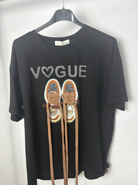 Camiseta Vogue negra