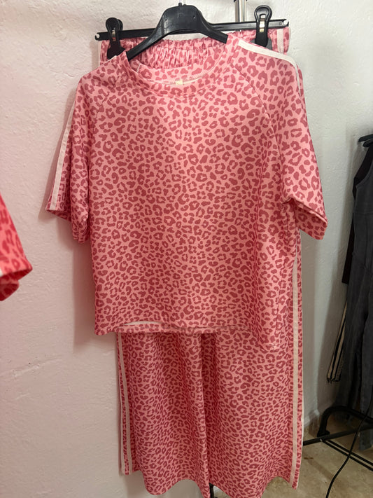 Conjunto ad manga corta rosa