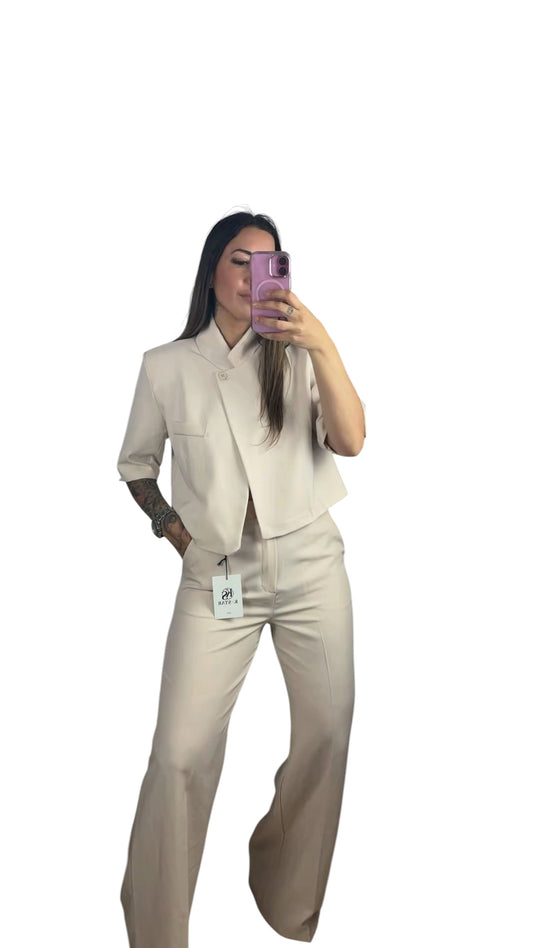 Conjunto blazer corto