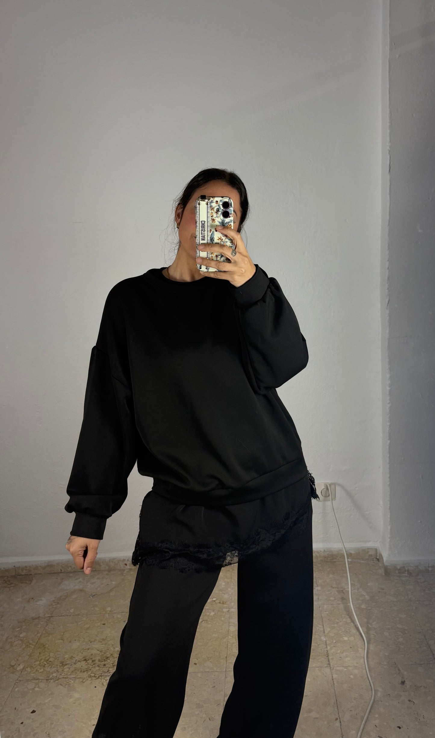 Chandals viral encaje negro